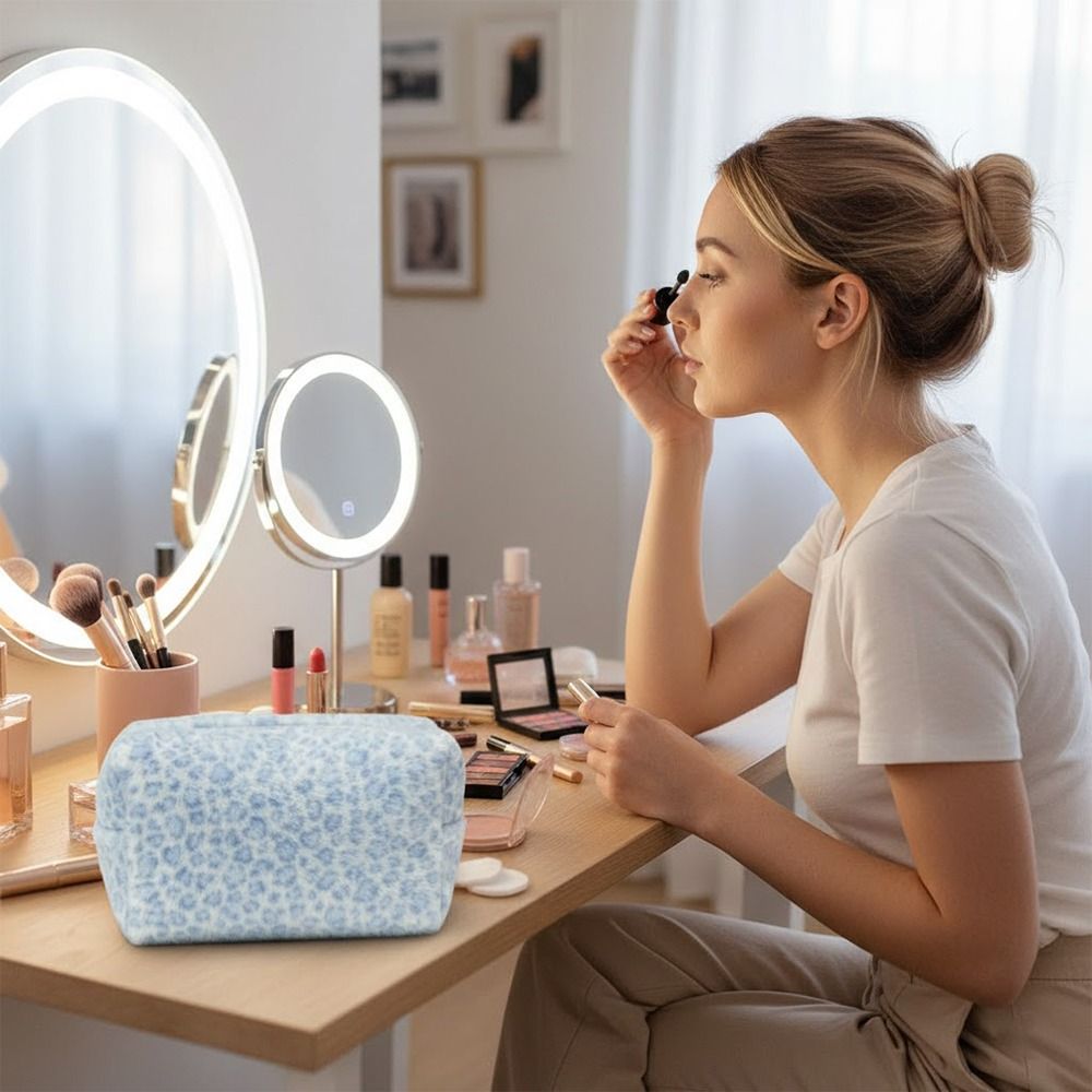 高品質でふわふわした素材のメイクアップバッグ。大容量で持ち運 - Cosmetic Bags のレビューと価格